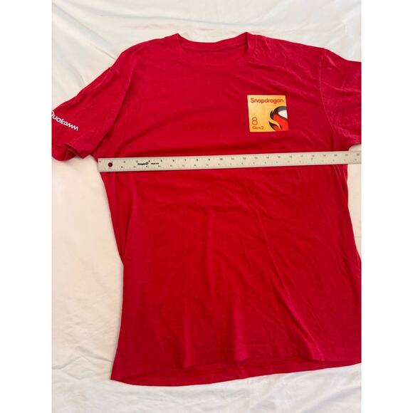 Men's Snapdragon 8 Gen 2 Software Tech T-shirt Size L Red - Picture 2 of 8